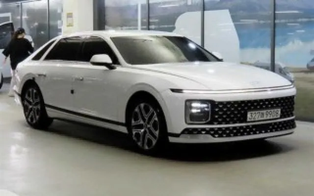 인천믿을만한중고차사이트 그랜저 (GN7) 가솔린 2.5 2WD 매물 사진 18 - 2023/07 69,738km